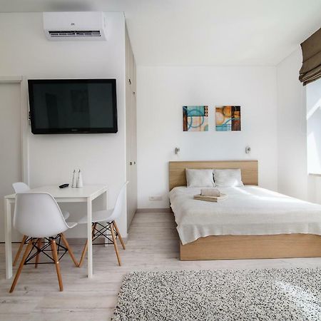 Family Apartments 2 วิลนีอุส ภายนอก รูปภาพ