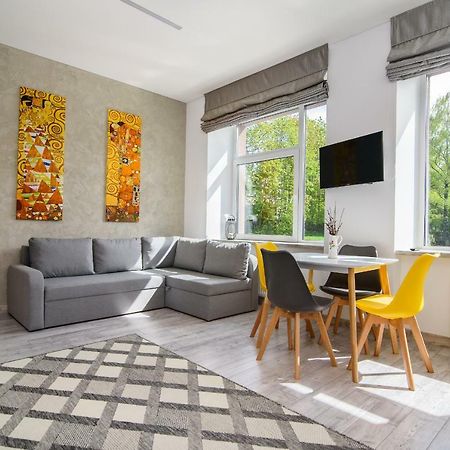 Family Apartments 2 วิลนีอุส ภายนอก รูปภาพ