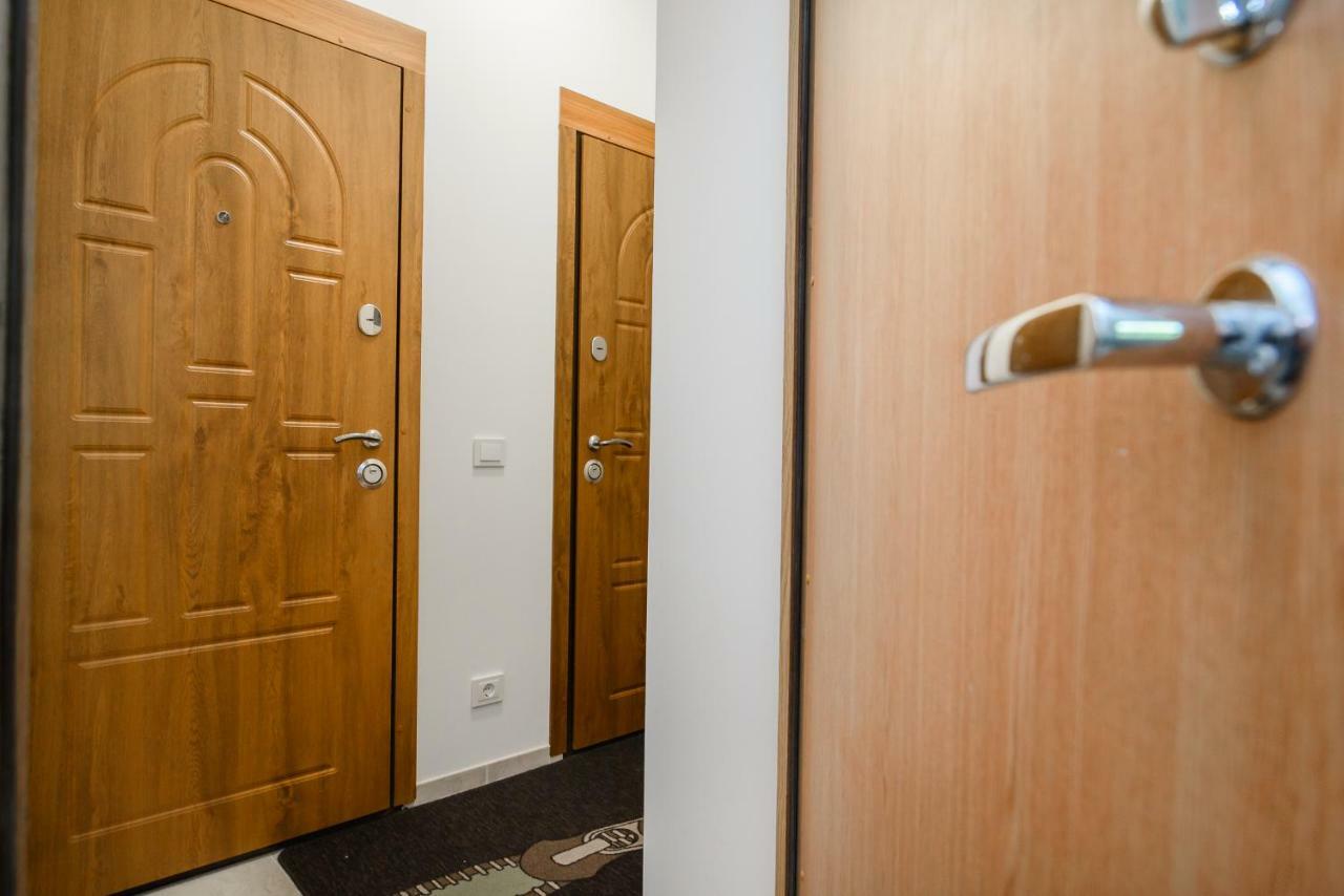 Family Apartments 2 วิลนีอุส ภายนอก รูปภาพ