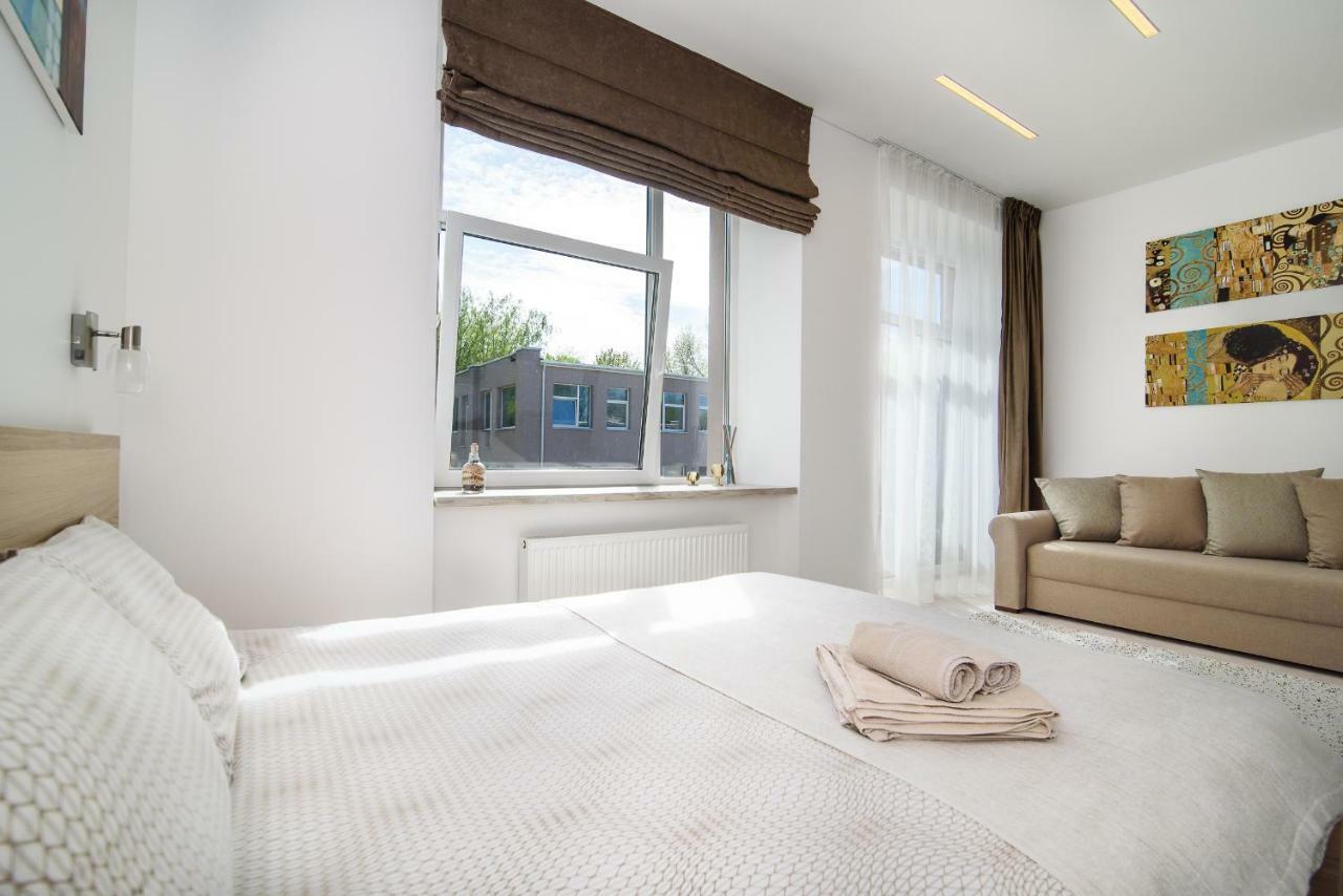 Family Apartments 2 วิลนีอุส ภายนอก รูปภาพ