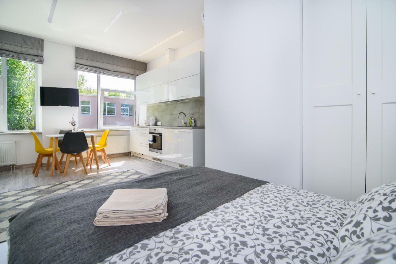 Family Apartments 2 วิลนีอุส ภายนอก รูปภาพ
